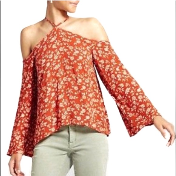 Mossimo Supply Co. Tops - NWOT Mossimo Off-The-Shoulder Top